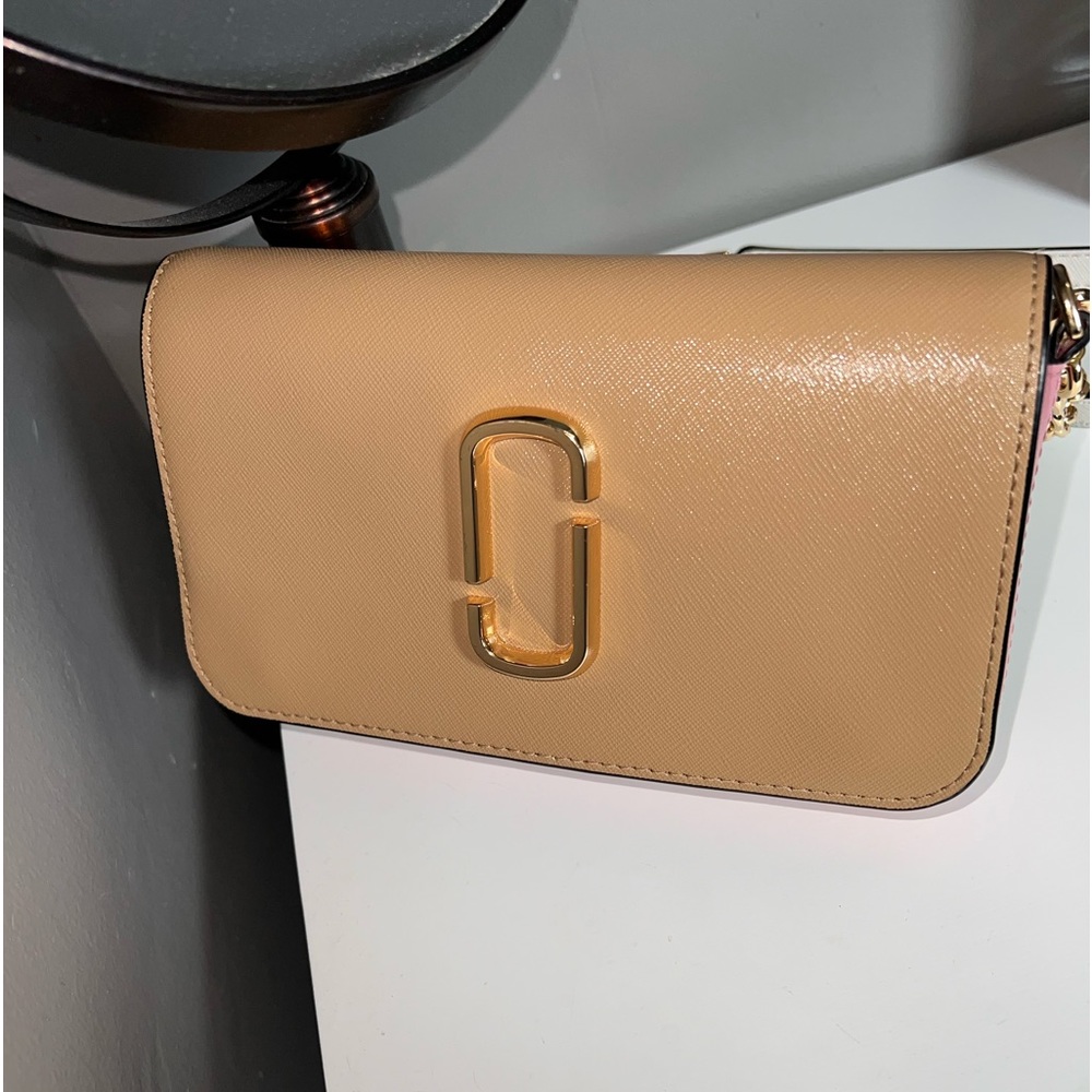 🩷🤍🤎LIKE NEW MARC JACOBS COLOR BLOCK CROSSBODY BAG🩷🤎🤍